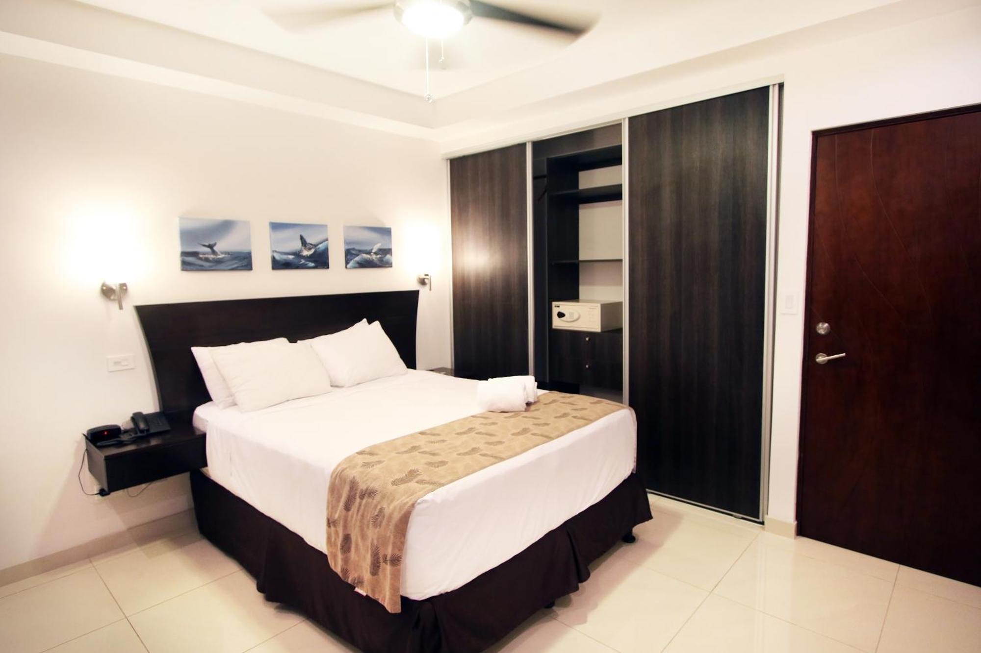 Oceano Boutique Hotel & Bistro Хако Екстер'єр фото